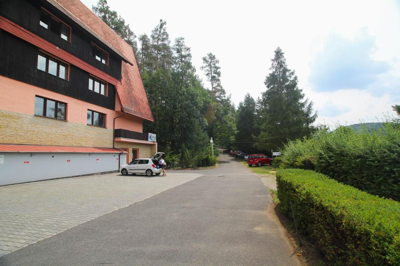 Laguna Slapy Hotel 3*